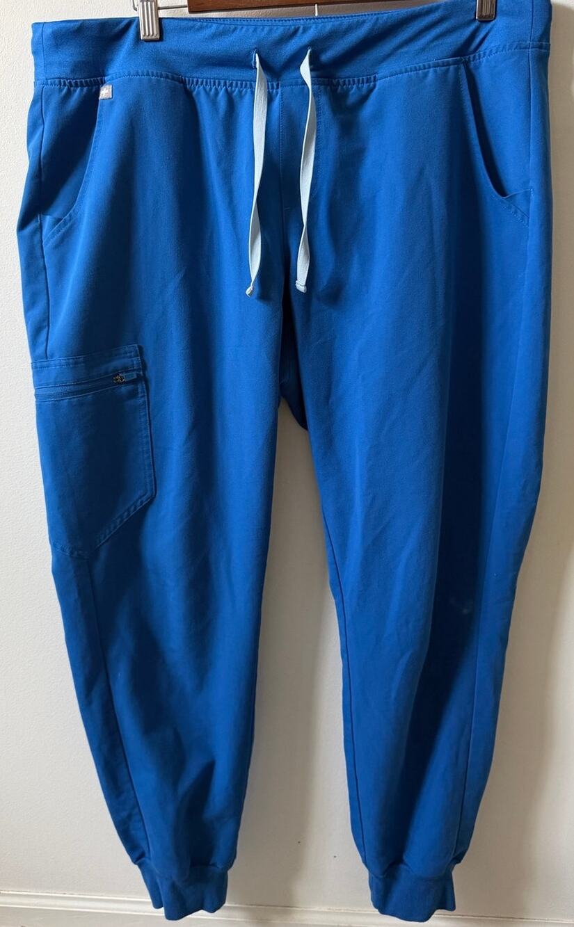Figs scrub jogger pants size L/XL